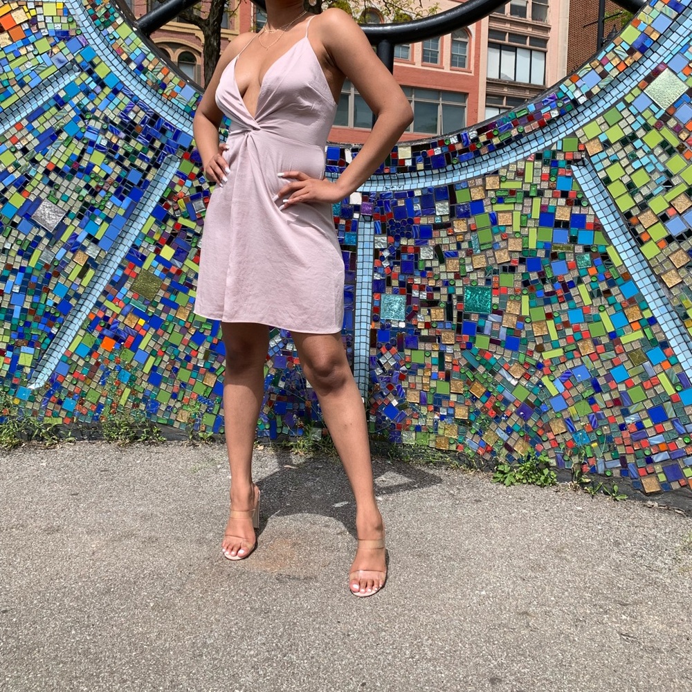 Cute Neutral Dress - Picture 2 of 2